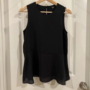 Uniqlo S Flowy Tanktop - evening wear or business casual